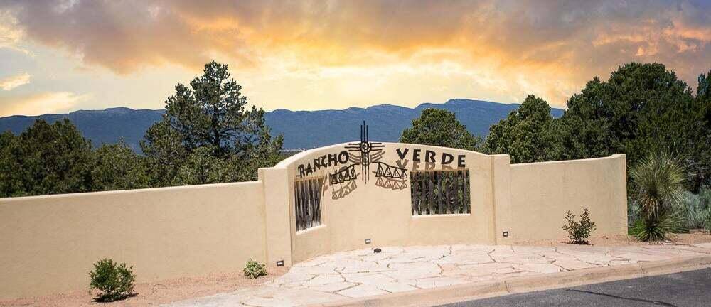 Tijeras, NM 87059,6 Los Pecos Lp