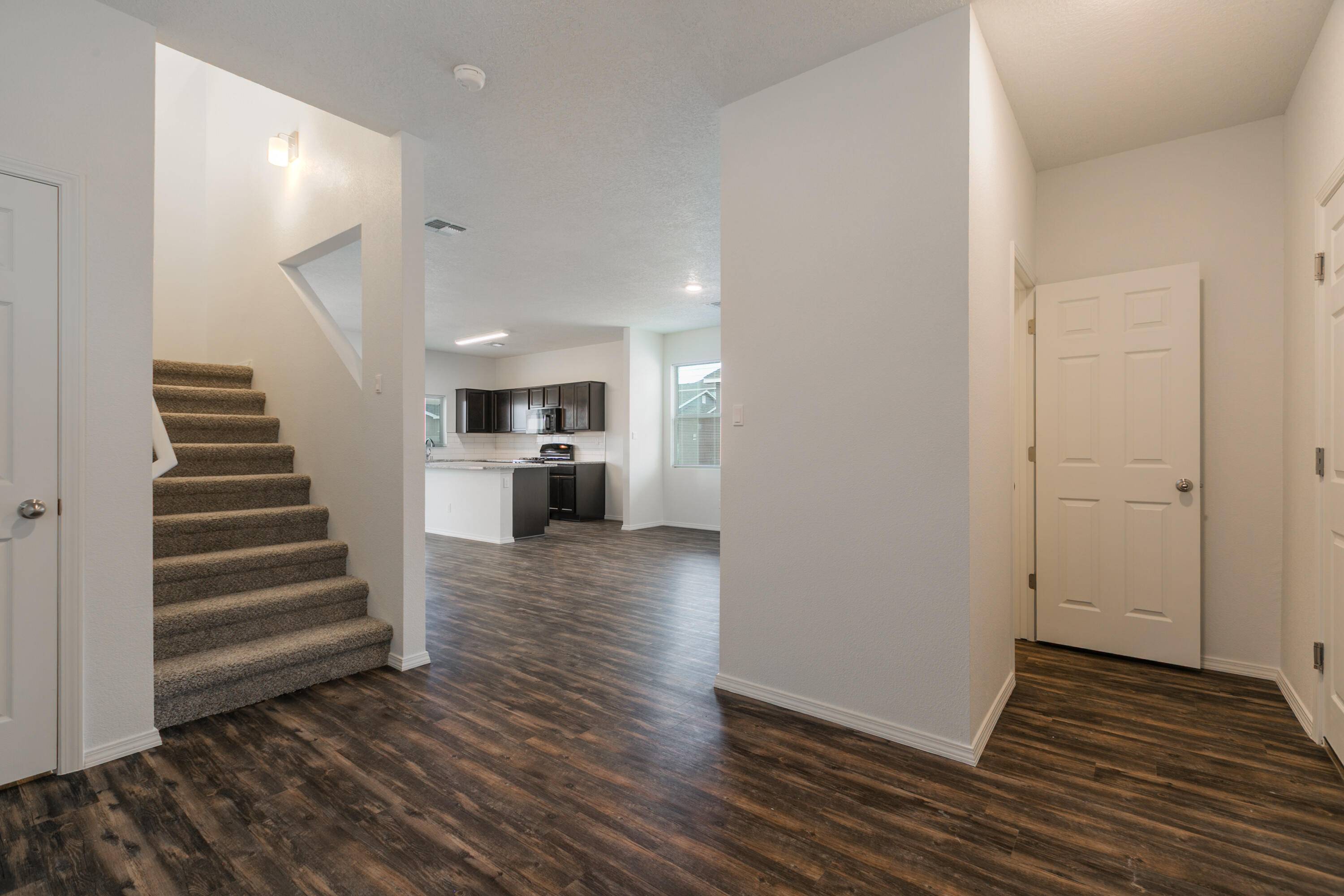 Rio Rancho, NM 87144,6213 White Hawk DR NE