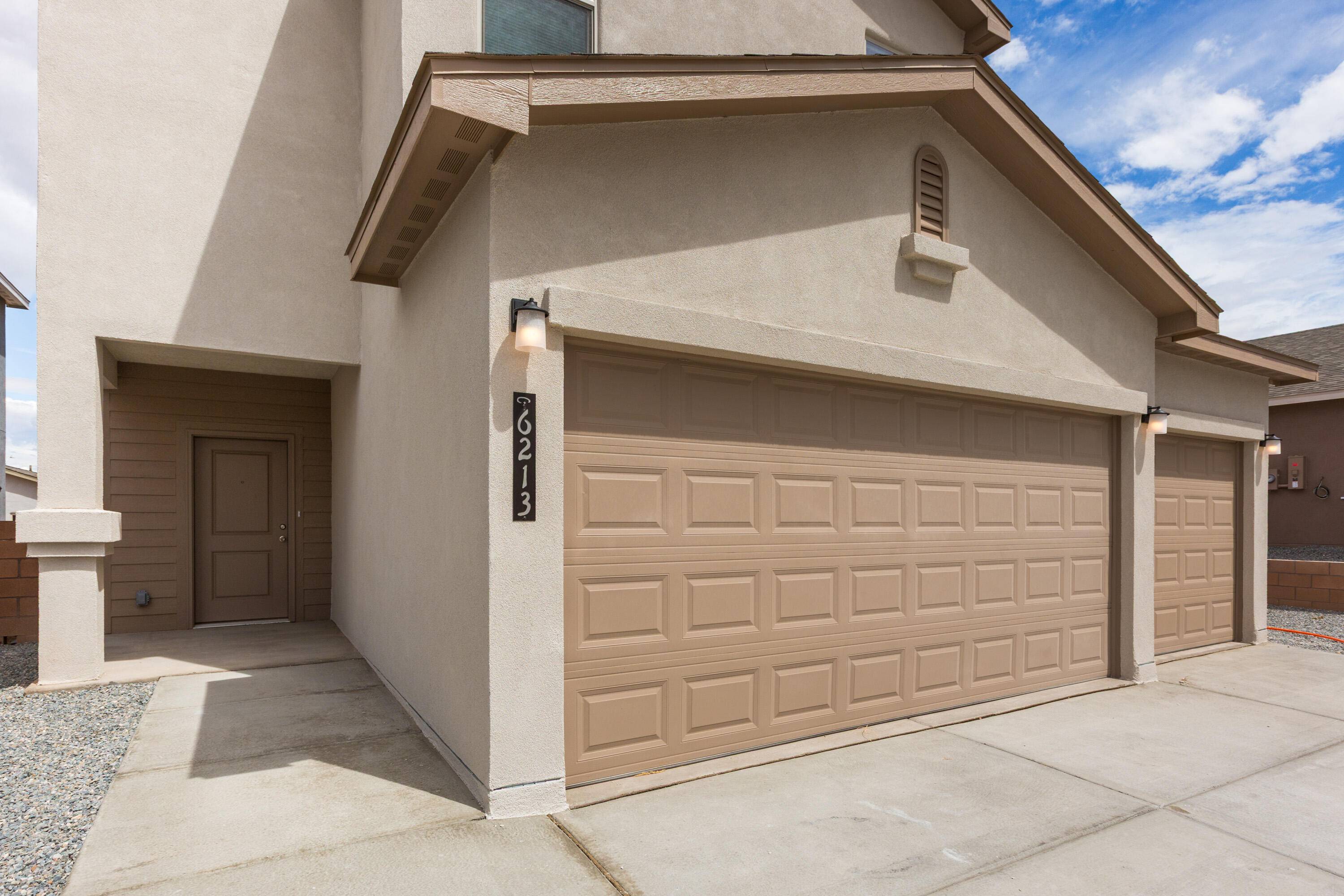 Rio Rancho, NM 87144,6213 White Hawk DR NE
