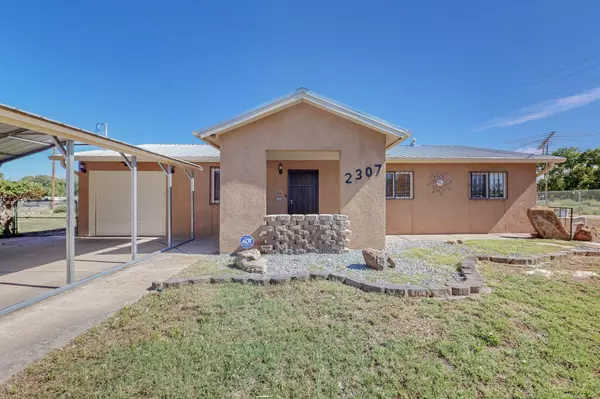 Albuquerque, NM 87105,2307 Raymac RD SW