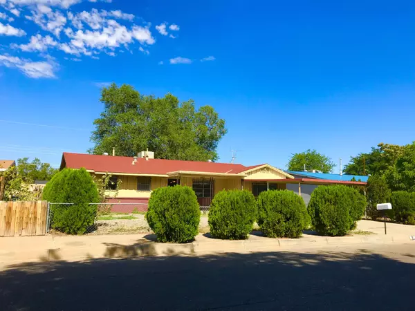 2805 San Isidro ST NW, Albuquerque, NM 87104