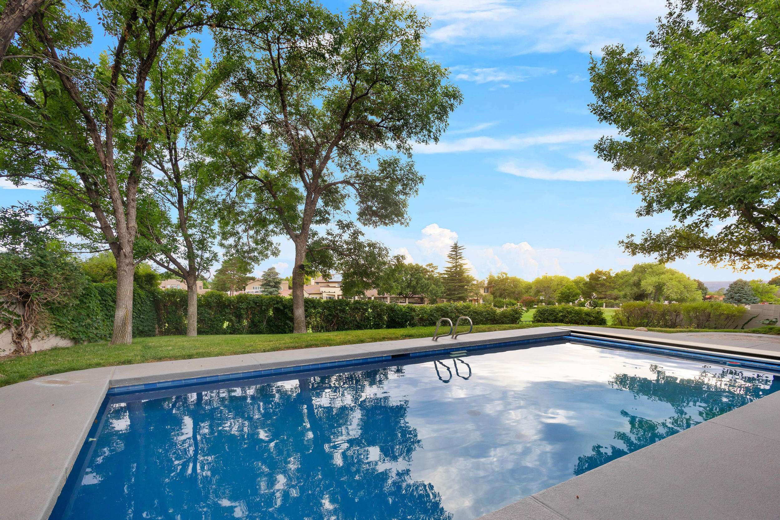 Albuquerque, NM 87111,11112 Desert Classic LN NE