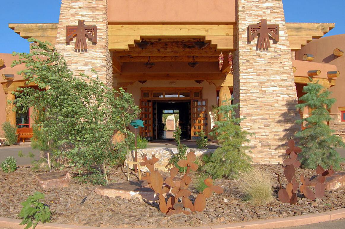 Tijeras, NM 87059,6 Cougar CT
