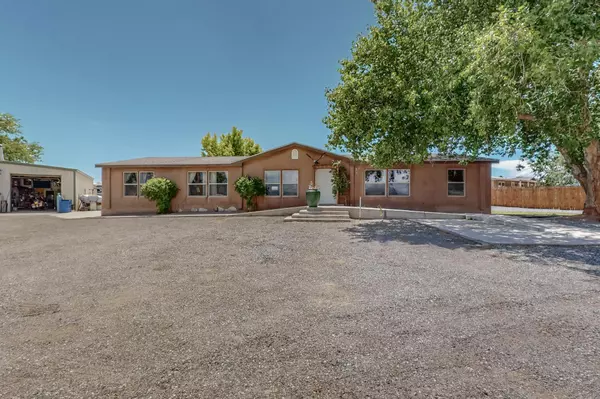 479 Camino Sin Pasada, Corrales, NM 87048