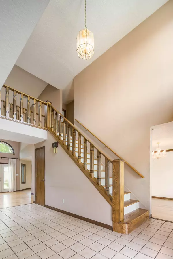 Albuquerque, NM 87111,5316 DELVITTO CT NE
