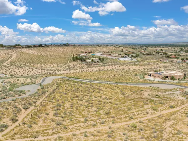 Corrales, NM 87048,1535 Sagebrush DR