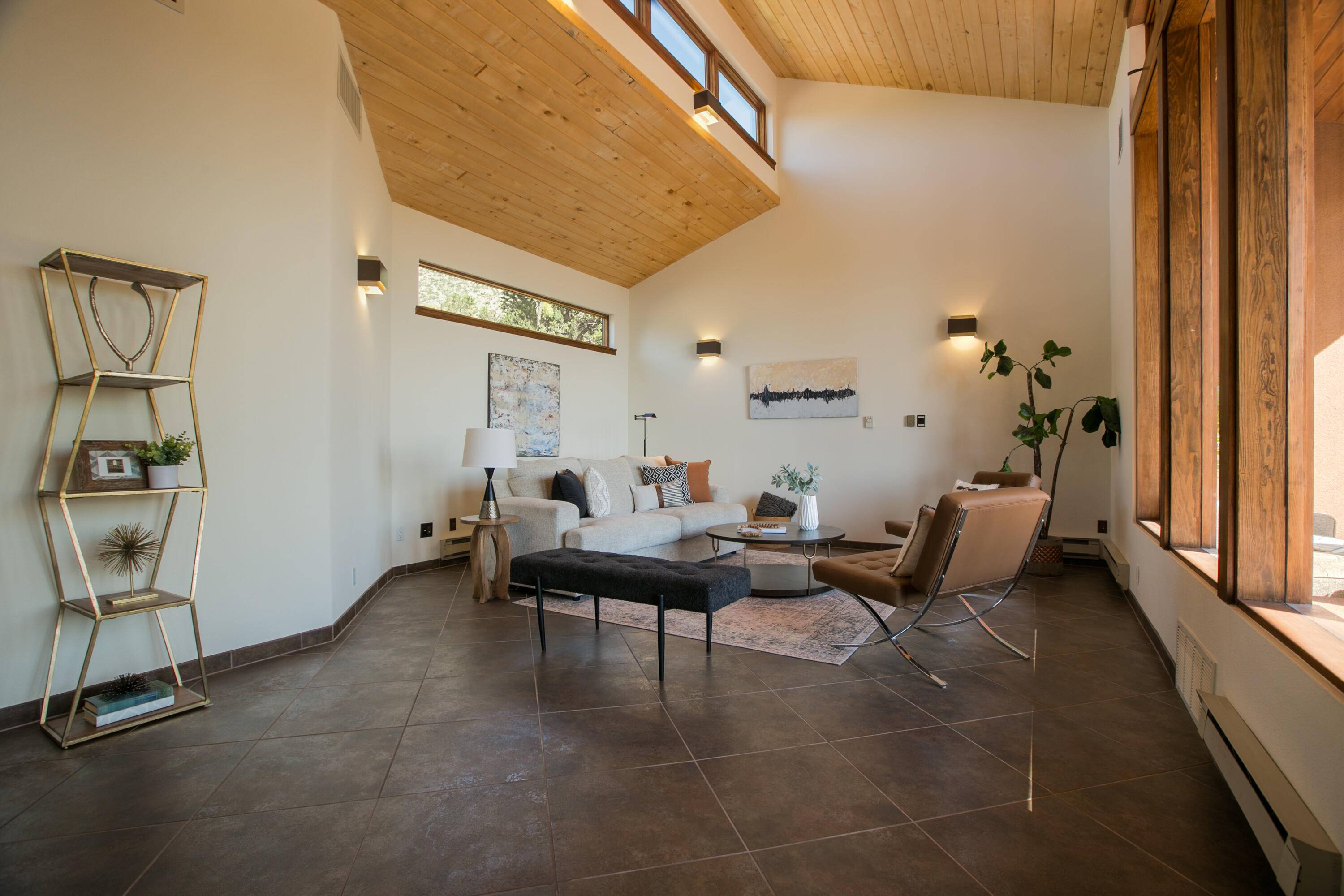 Albuquerque, NM 87122,19 SANDIA HEIGHTS DR NE