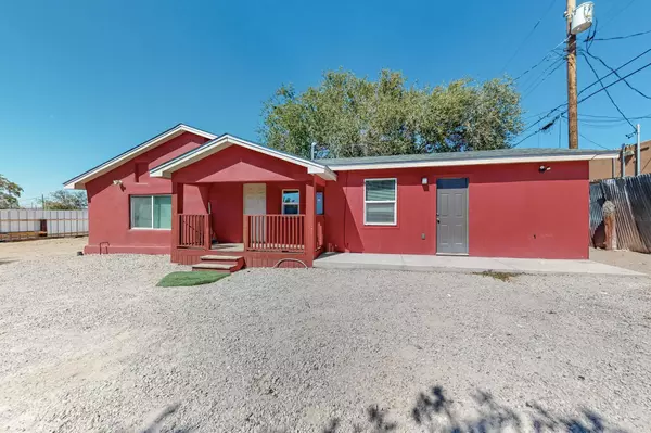 1512 JOHN ST, Albuquerque, NM 87102