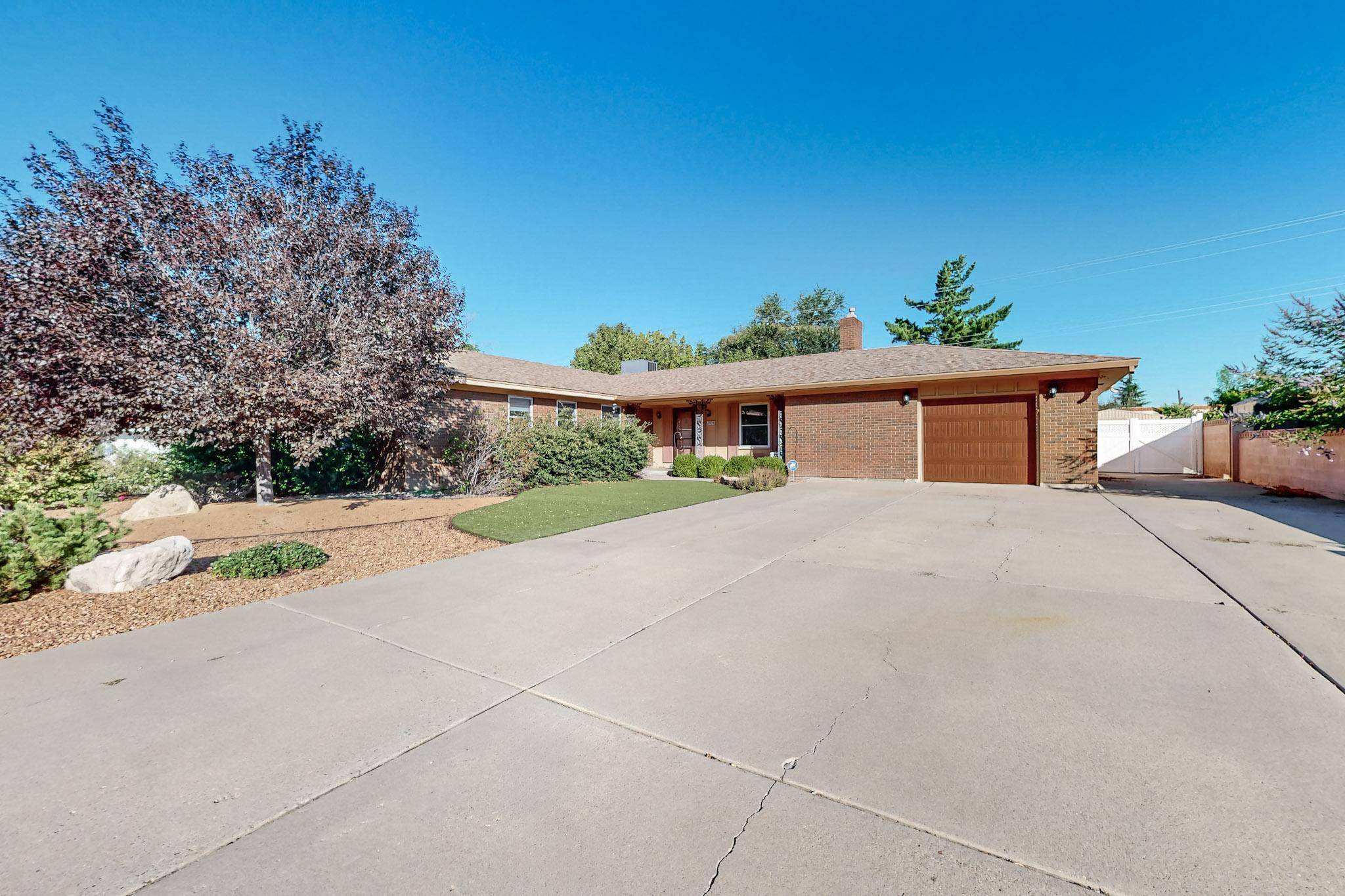 Albuquerque, NM 87110,7805 PALO DURO AVE NE