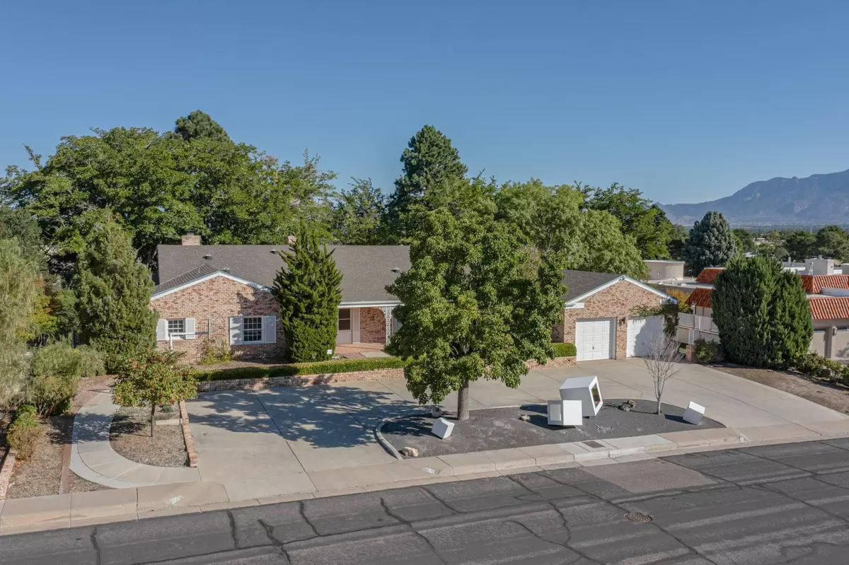 Albuquerque, NM 87110,4401 ALTURA AVE NE