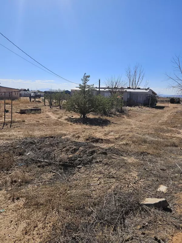 Los Lunas, NM 87031,2 Darrah RD