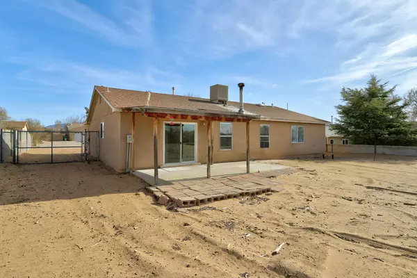 Rio Rancho, NM 87124,37 1ST ST NE