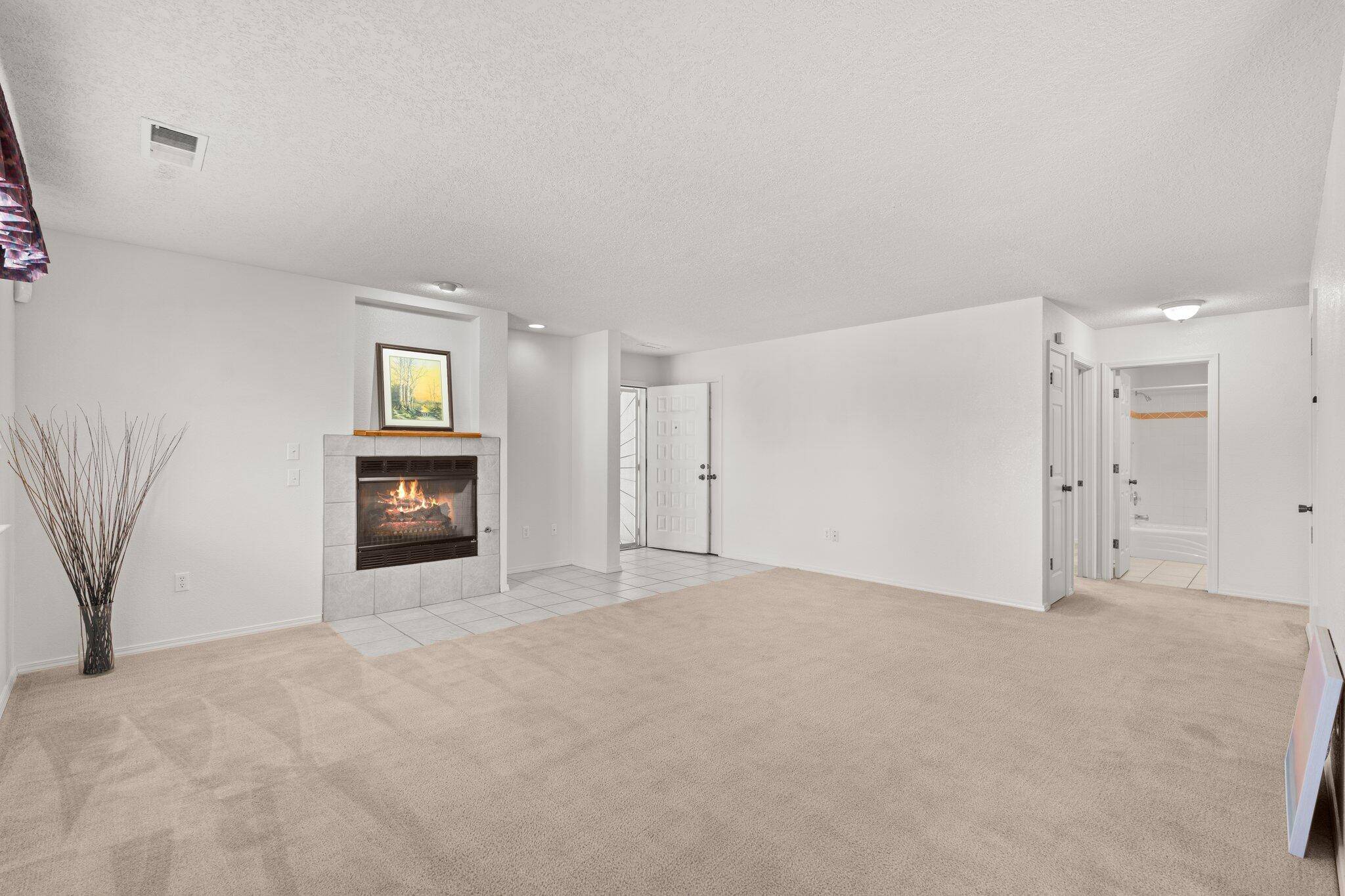 Albuquerque, NM 87111,4701 Morris ST NE #1201