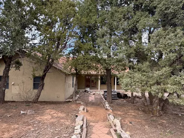 Tijeras, NM 87059,19 NIZHONI LN