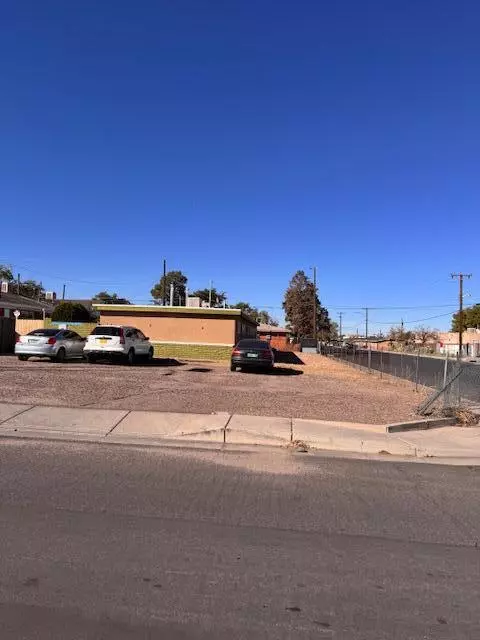 Albuquerque, NM 87108,501 KENTUCKY ST SE