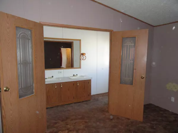 Los Lunas, NM 87031,1642 JUNIPER AVE SE