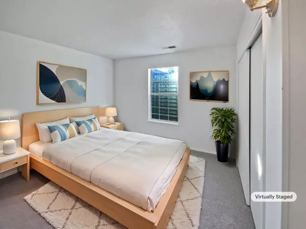 Albuquerque, NM 87112,12342 HAINES AVE NE