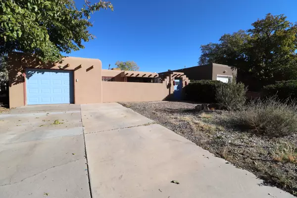 Albuquerque, NM 87108,702 DALLAS ST NE