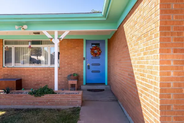 Albuquerque, NM 87110,721 TRUMAN ST NE