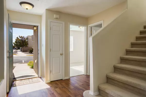 Albuquerque, NM 87123,10831 Jicama WAY SE