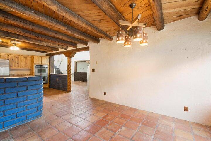 Tijeras, NM 87059,391 SEDILLO HILL RD