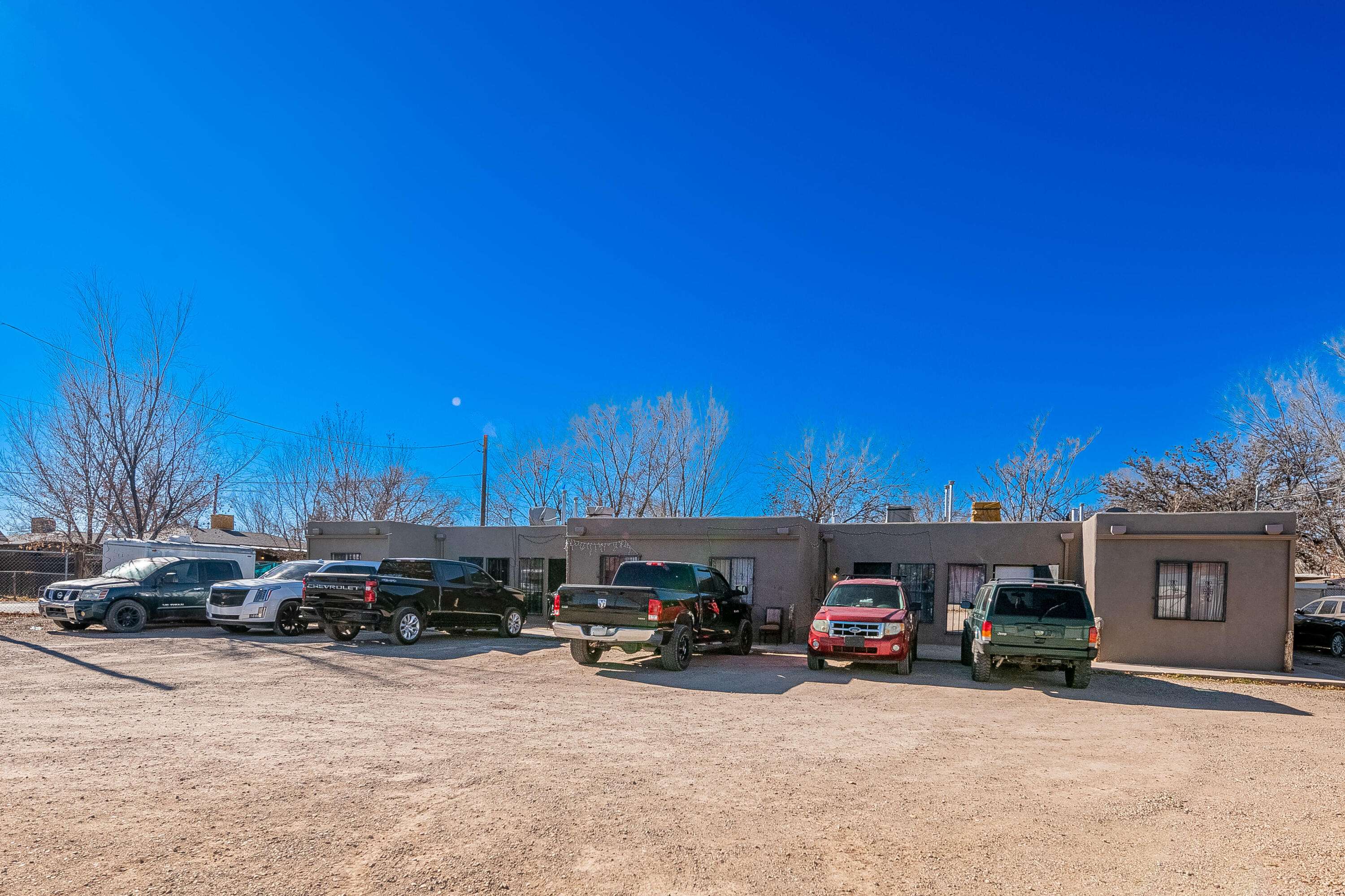 Albuquerque, NM 87105,1901 ISLETA BLVD SW