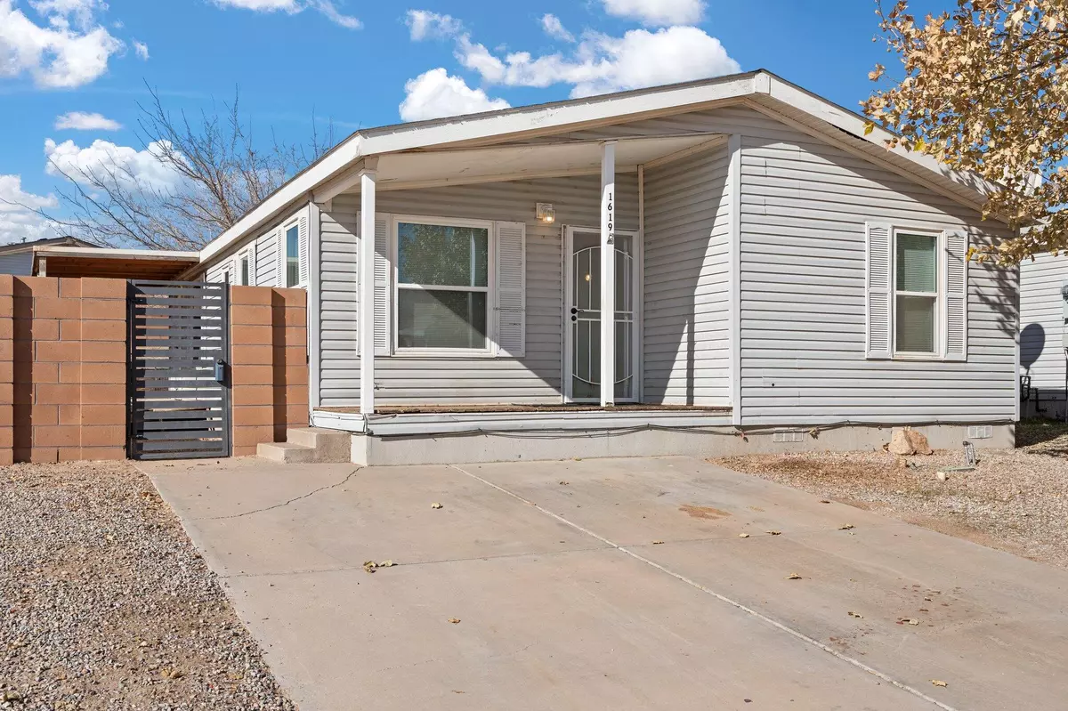 Albuquerque, NM 87121,1619 GOLDEN VIEW DR SW