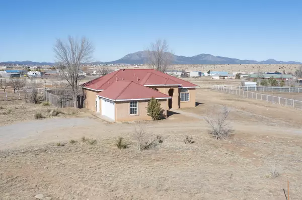 Edgewood, NM 87015,9 FUTURES RD