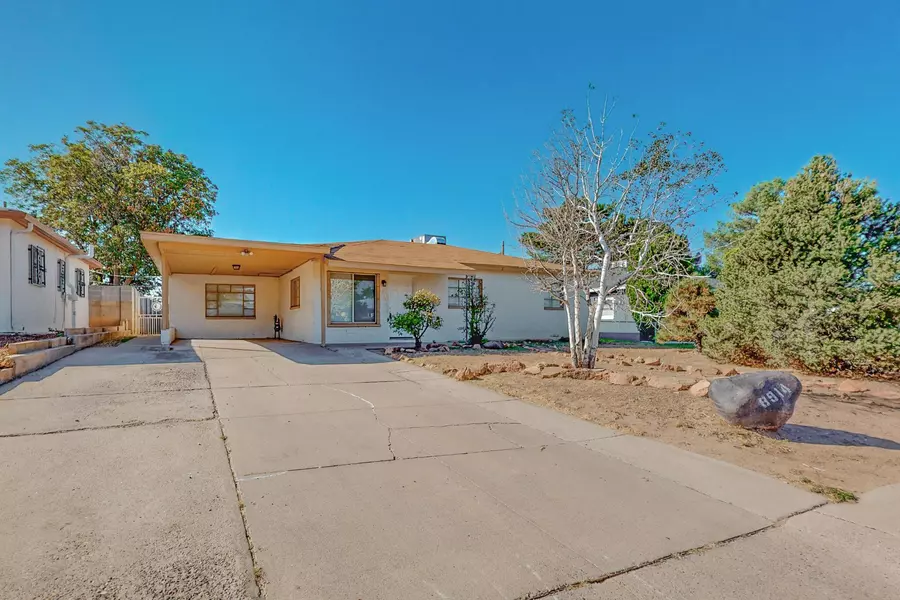 8914 CORDOVA AVE NE, Albuquerque, NM 87112