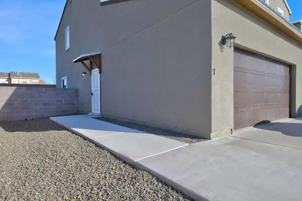 Albuquerque, NM 87120,5915 Golden AVE NW #Unit B1