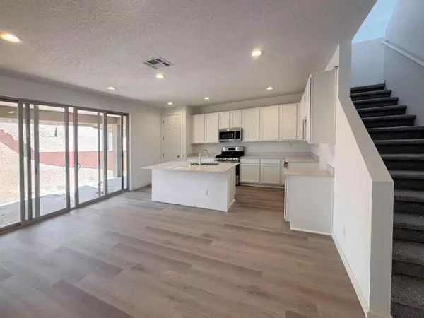 Los Lunas, NM 87031,1421 Valle De Colores ST NW