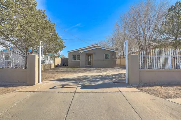 2900 WILLIAM ST SE, Albuquerque, NM 87102