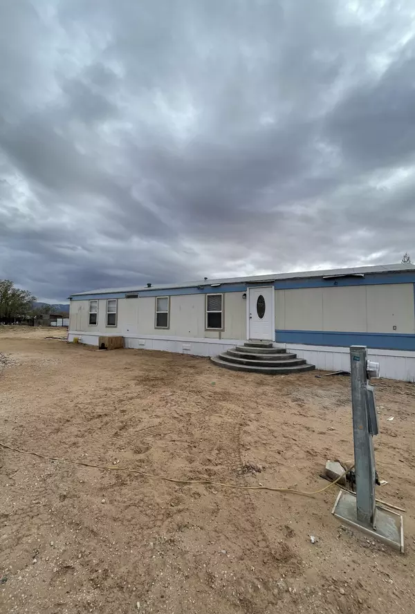 Los Lunas, NM 87031,9 CARMEL RD