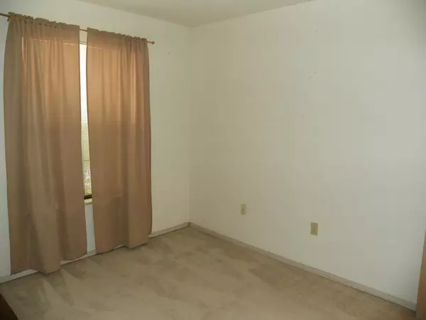 Rio Rancho, NM 87124,837 Country Club DR SE #Apt 1B