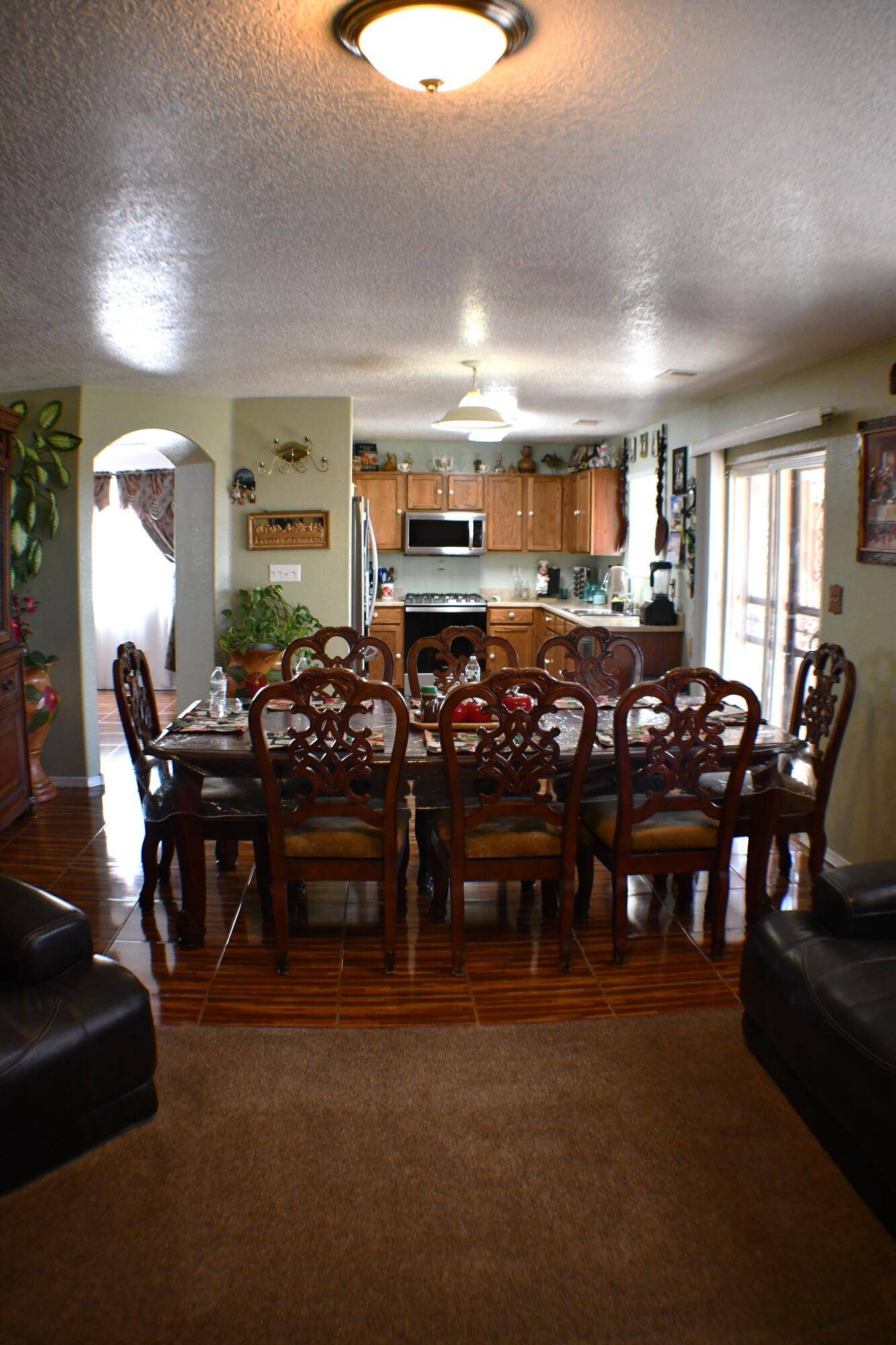 Los Lunas, NM 87031,6 TOME VISTA DR