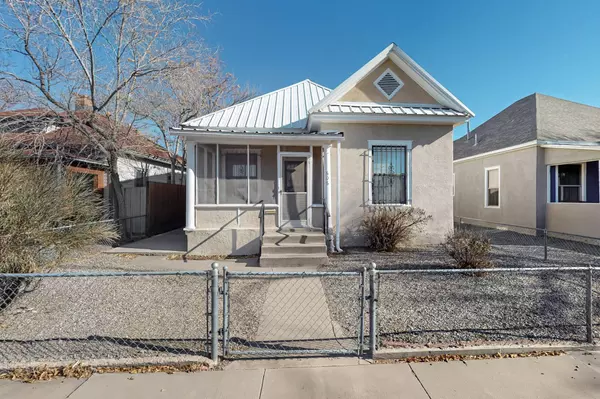 Albuquerque, NM 87102,606 Walters ST SE