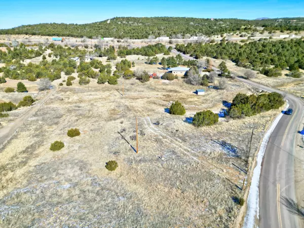 Tijeras, NM 87059,240 SEDILLO RD