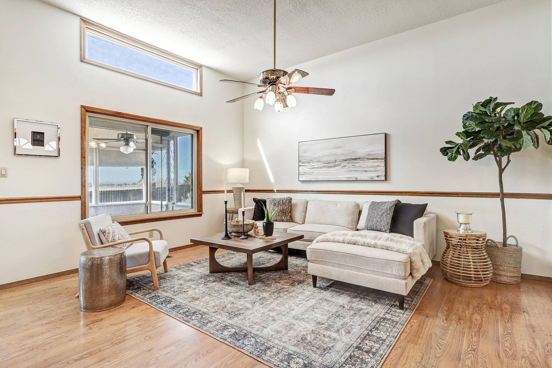 Albuquerque, NM 87123,515 NAVARRA WAY SE