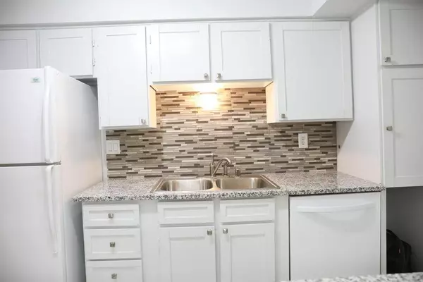Albuquerque, NM 87109,3861 Montgomery Blvd. BLVD NE #1424