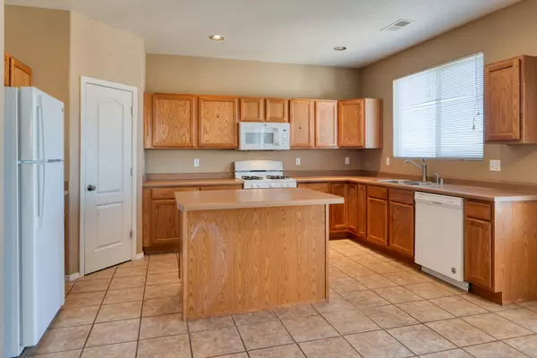 Rio Rancho, NM 87144,713 PLAYFUL MEADOWS CIR NE