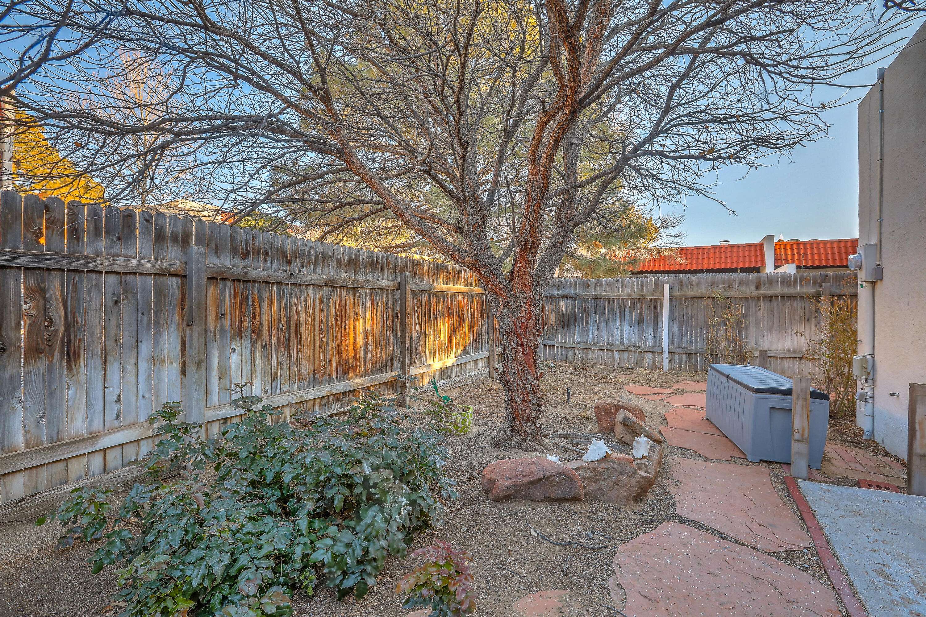 Albuquerque, NM 87123,1465 WAGON TRAIN DR SE