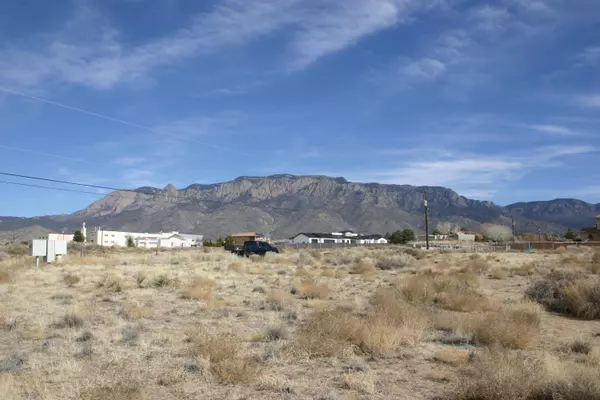 10510 San Bernardino AVE NE, Albuquerque, NM 87122