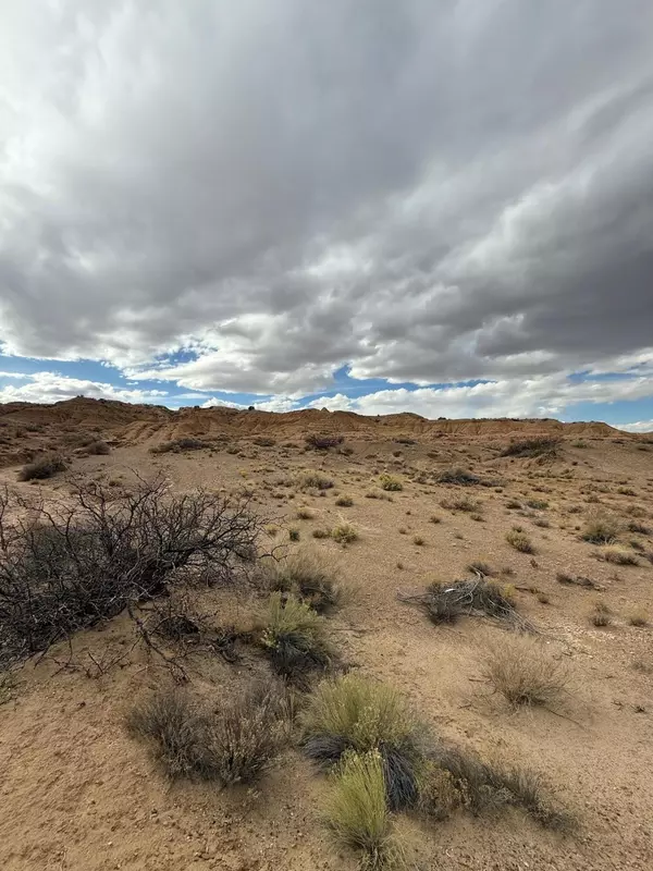 Belen, NM 87002,Erica LN