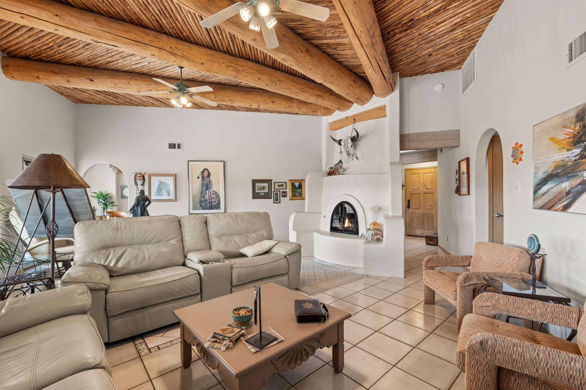 Corrales, NM 87048,8008 Loma Larga RD