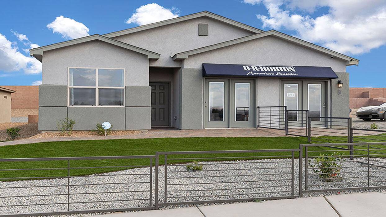 Los Lunas, NM 87031,3 Camino Viejo