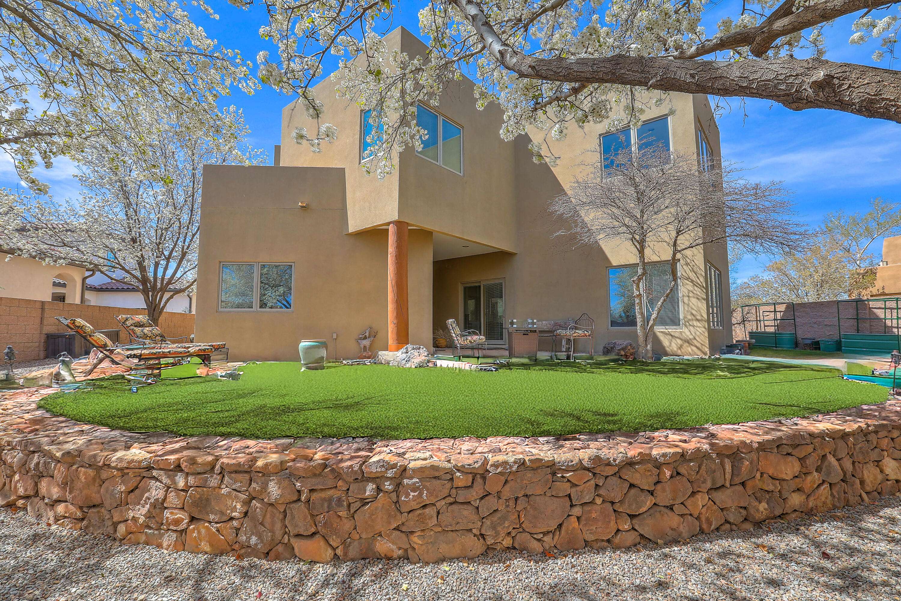 Albuquerque, NM 87107,5524 POBLANOS CT NW