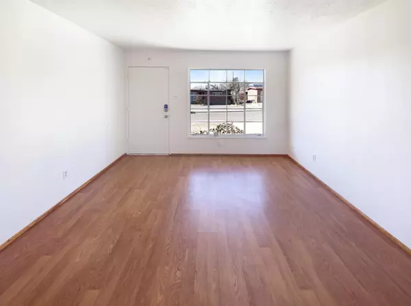 Albuquerque, NM 87112,1110 GRETTA ST NE