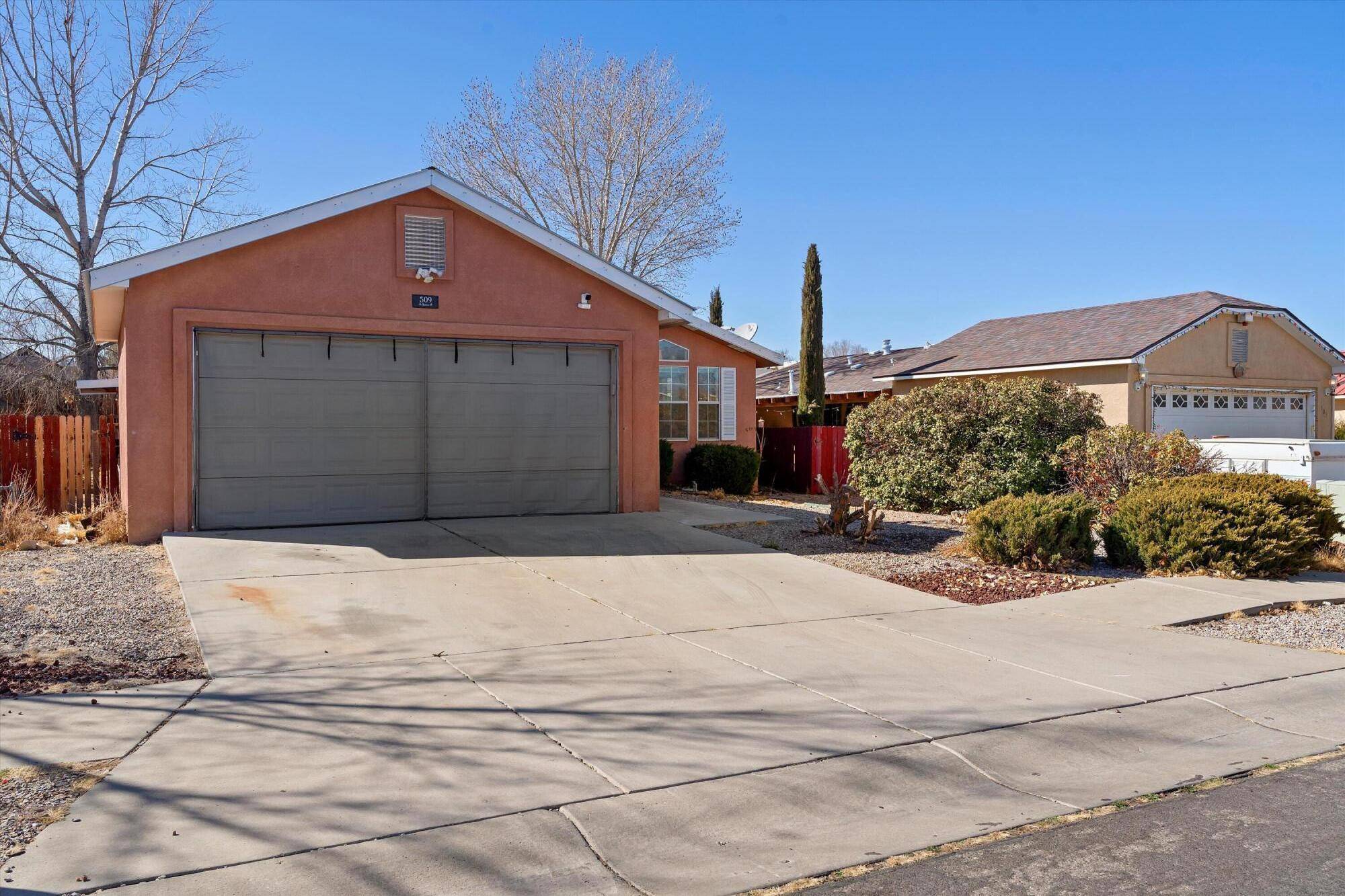 Albuquerque, NM 87121,509 St James PL SW