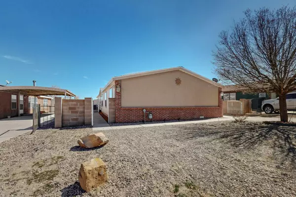 Albuquerque, NM 87121,4112 ABEES ST SW