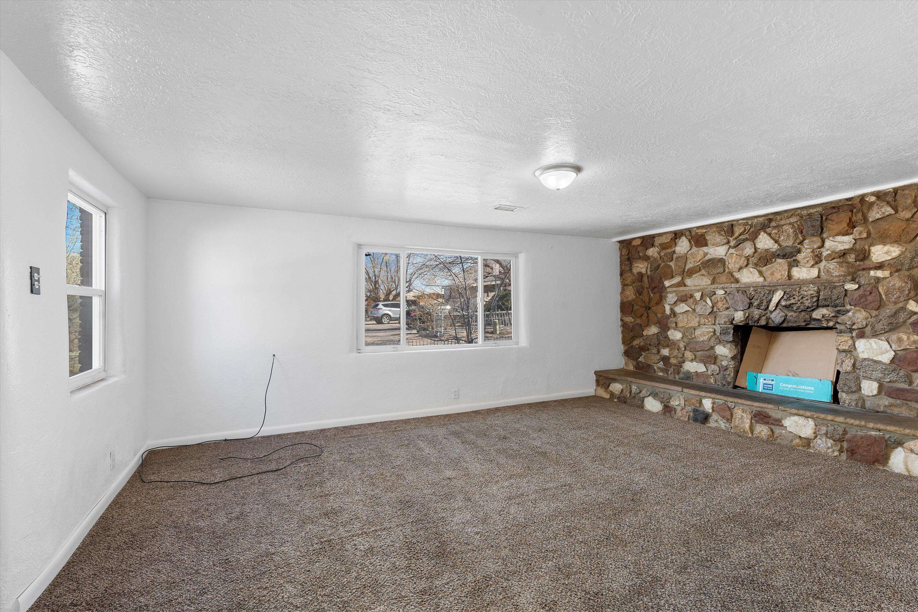 Albuquerque, NM 87113,214 Garcia Road NE